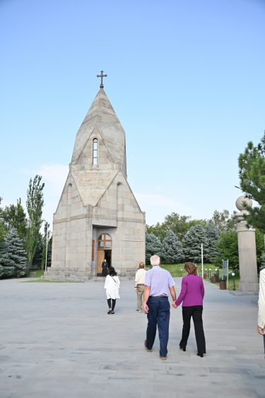Delegation visit to chapel